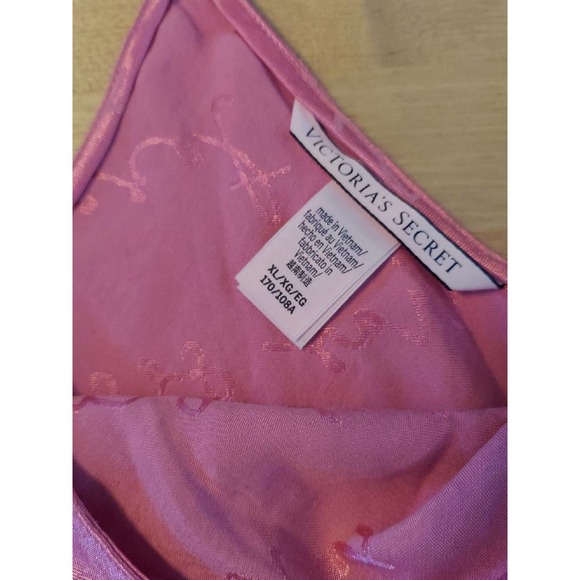 Victoria's Secret silky pajama top - Picture 3 of 5